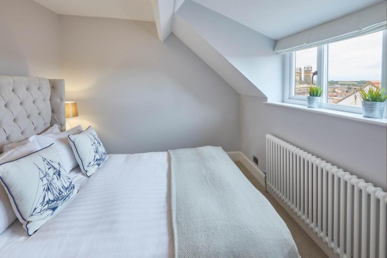 Host & Stay - Henderson House Уитби Экстерьер фото
